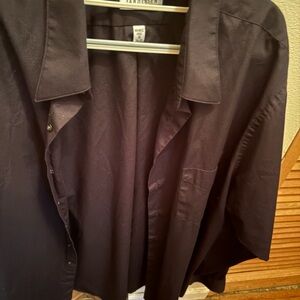 Black Button-Up Shirt- Van Heusen Men’s long sleeve . Neck sz 18 sleeves 36/37